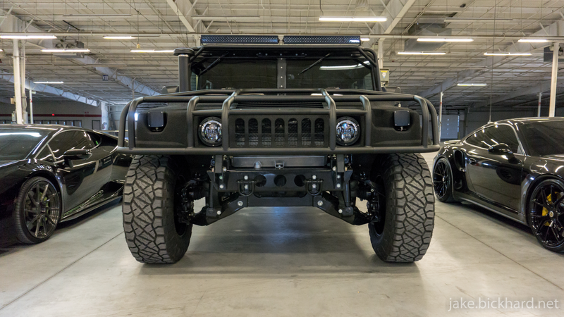 Illustration for article titled Neat thing: Mil-Spec Hummer H1 (also 911 Turbo and TT Huracan)